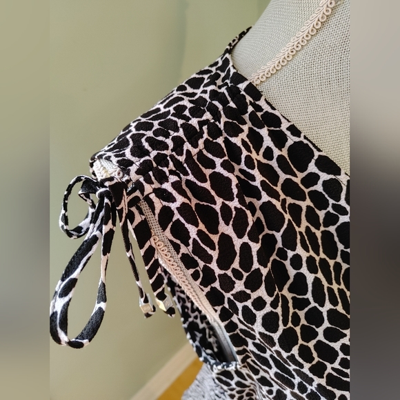 Michael Kors Blouse - Picture 4 of 10